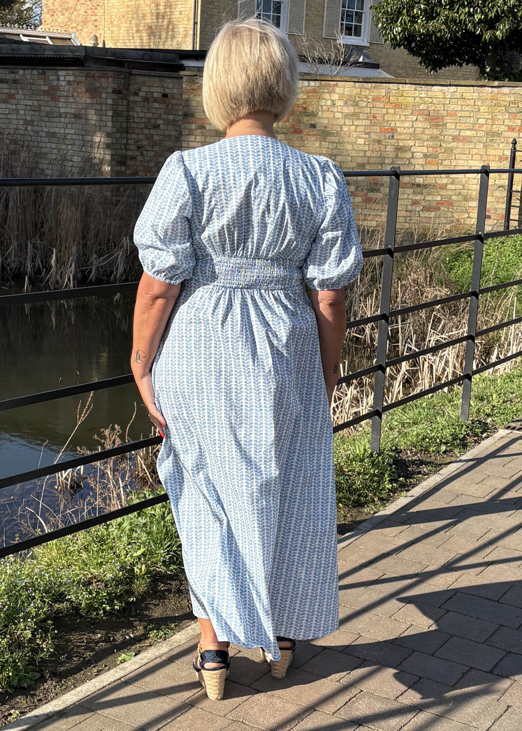 Foil - FO8464 - Bluebelle Drops Dress