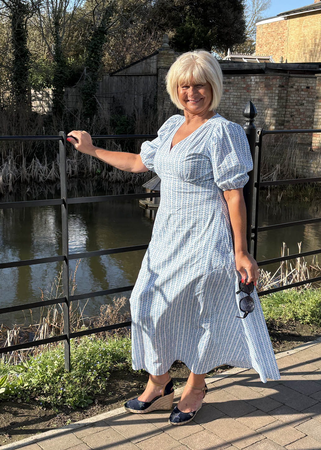 Foil - FO8464 - Bluebelle Drops Dress